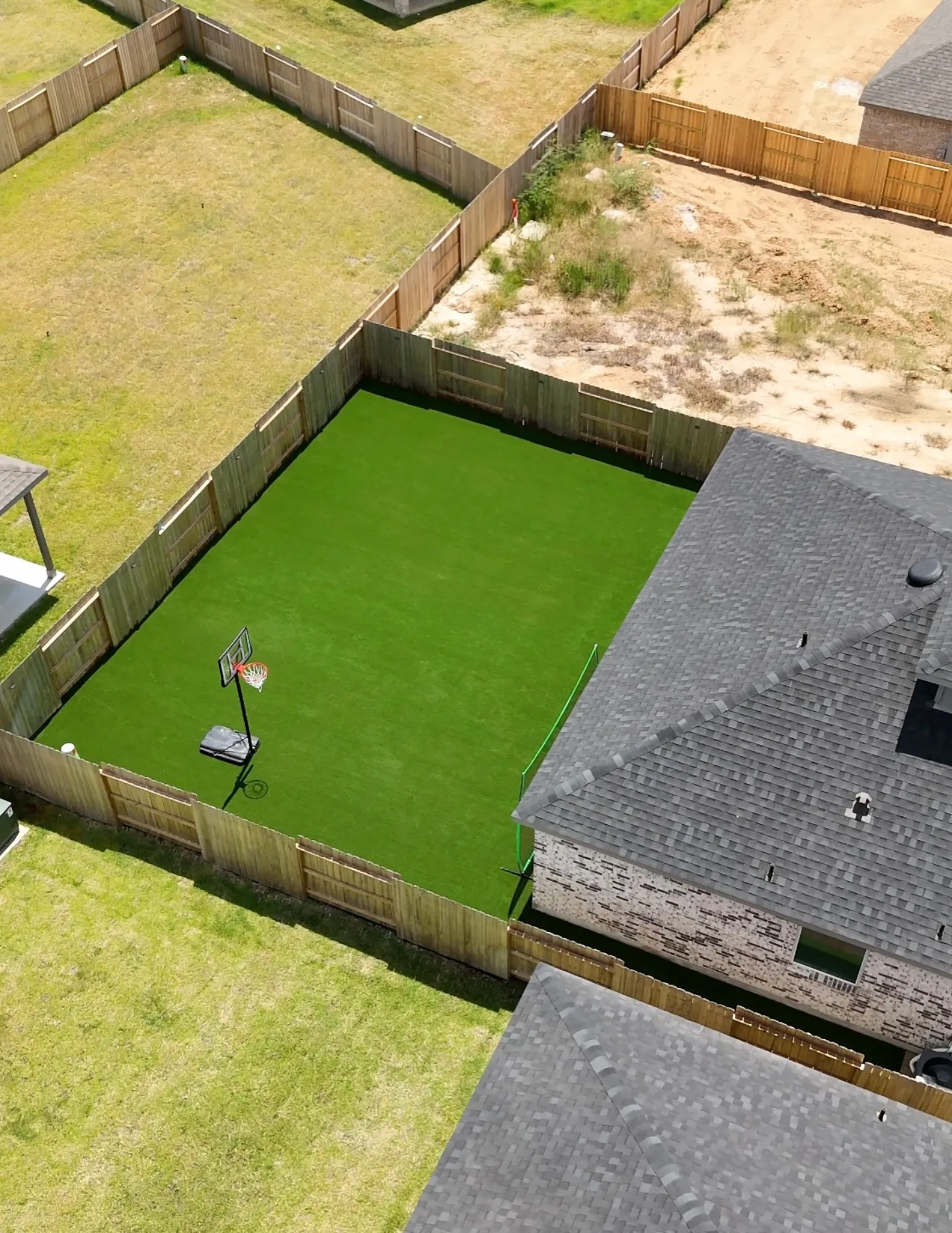 Premium turf landscape detail
